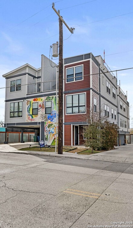 225 S Pine St Unit 102, San Antonio, TX 78203