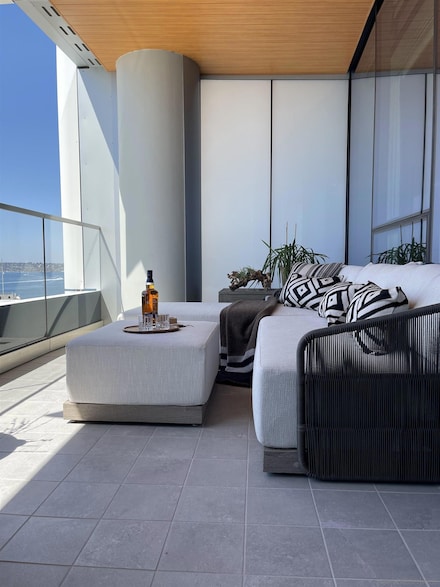 888 W E St Unit 1503, San Diego, CA 92101