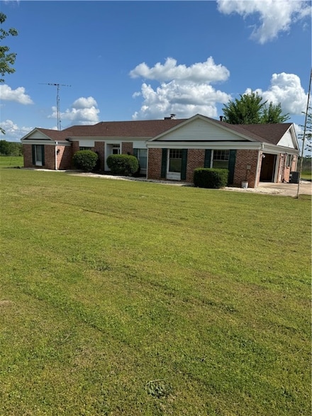 14558 Kings Ln, Summers, AR 72769