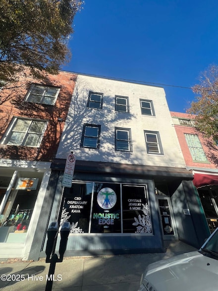 15 Wilkinson Alley Unit 202, Wilmington, NC 28401