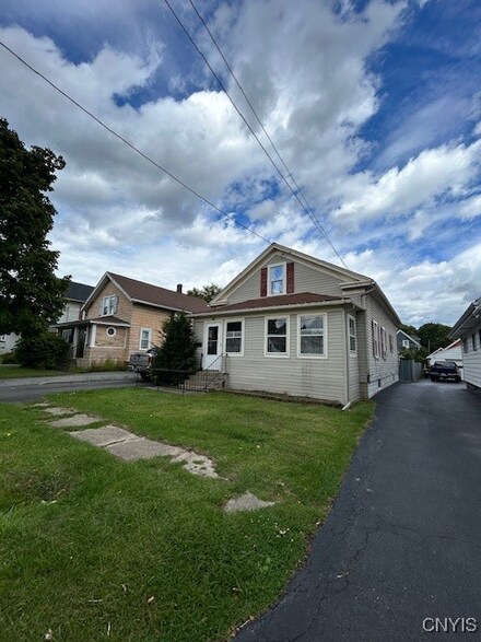 365 S Collingwood Ave, Syracuse, NY 13206