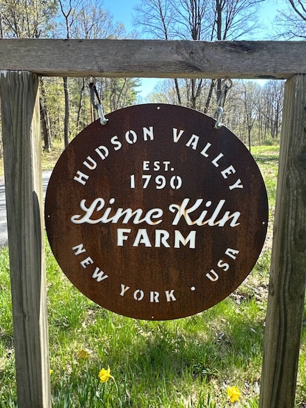 523 Lime Kiln Rd, West Coxsackie, NY 12192
