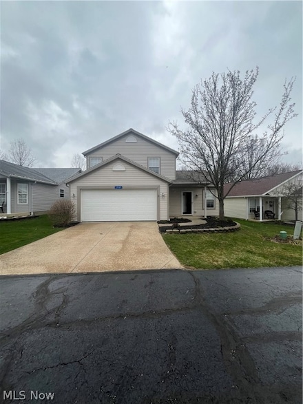 3949 Marsh Creek Ln Unit 27, Rootstown, OH 44272