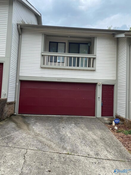 1122 Julia St NW, Huntsville, AL 35816