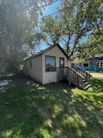 622 E Central Ave, Minot, ND 58701