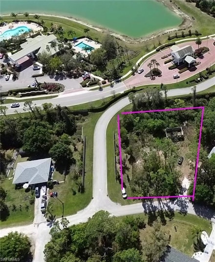 2086 Brooklawn Dr, North Fort Myers, FL 33917