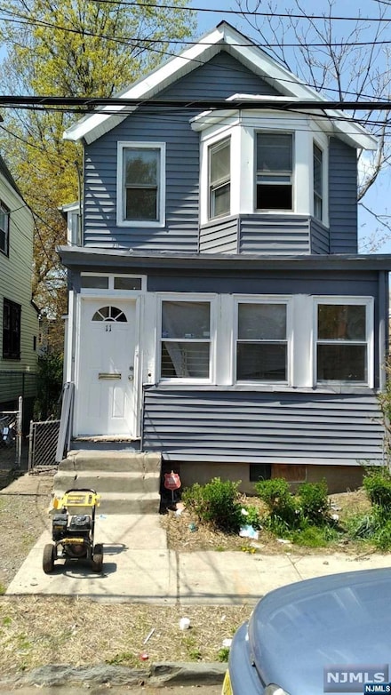 11 Sunset Ave, Newark, NJ 07106