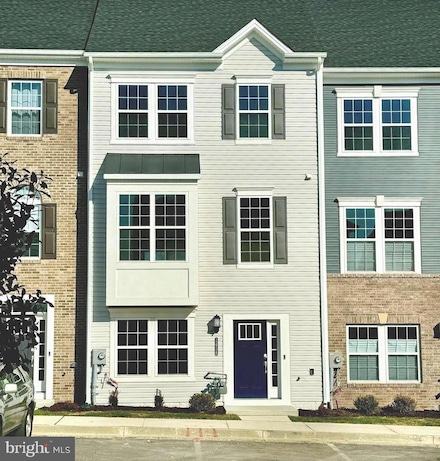 1456 Clingmans Dome Dr, Fort Detrick, MD 21702