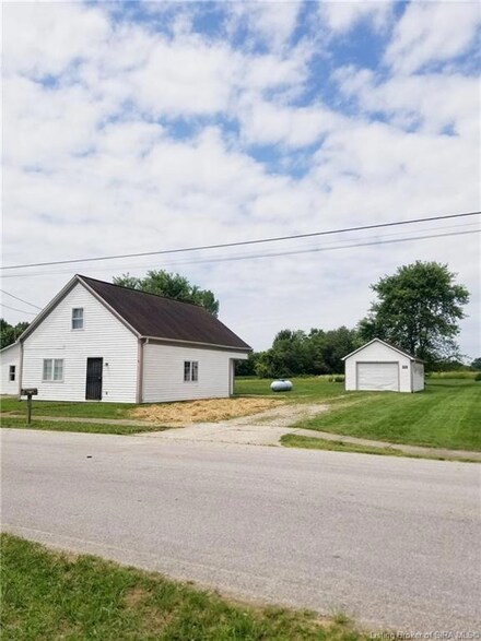 11595 Main St SE, Laconia, IN 47135