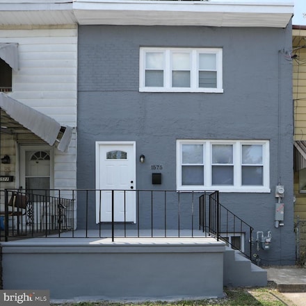 1575 S 8th St, Camden, NJ 08104