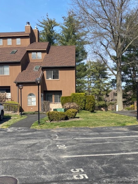 1101 Scenic Ln, Poughkeepsie, NY 12603