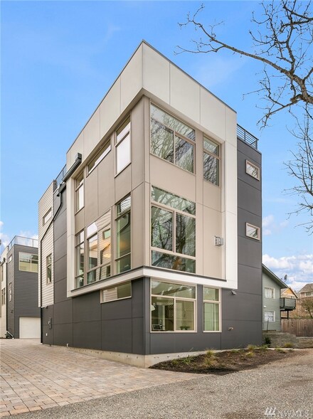 934 SW Holden St Unit B, Seattle, WA 98106