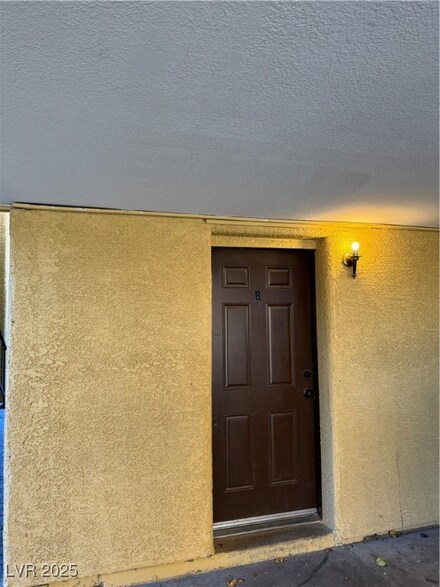 1447 Hialeah Dr Unit B, Las Vegas, NV 89119