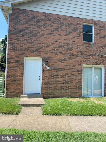 9621 Hagel Cir Unit D, Lorton, VA 22079