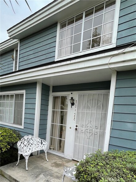 11628 Lakewood Blvd Unit 9, Downey, CA 90241