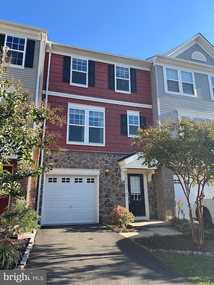 8507 Craggan Ln, Manassas, VA 20109