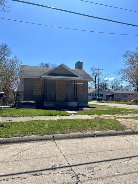 1129 Huron St, Flint, MI 48507