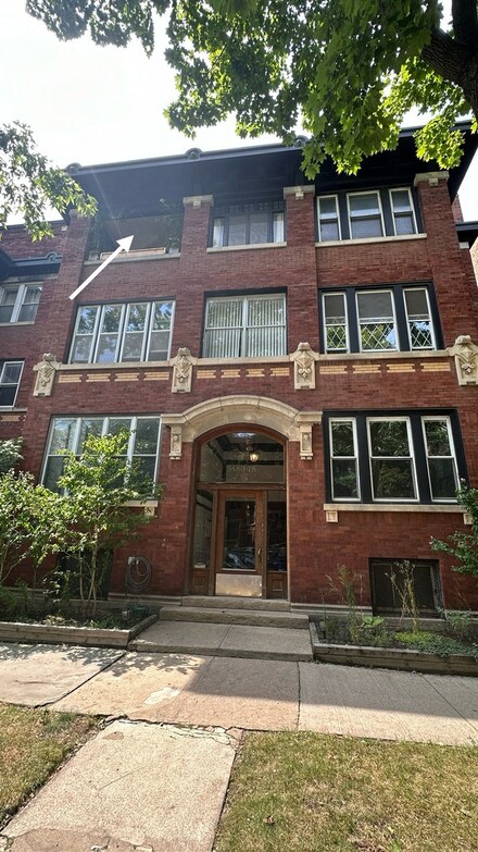 5480 S Everett Ave Unit 3, Chicago, IL 60615