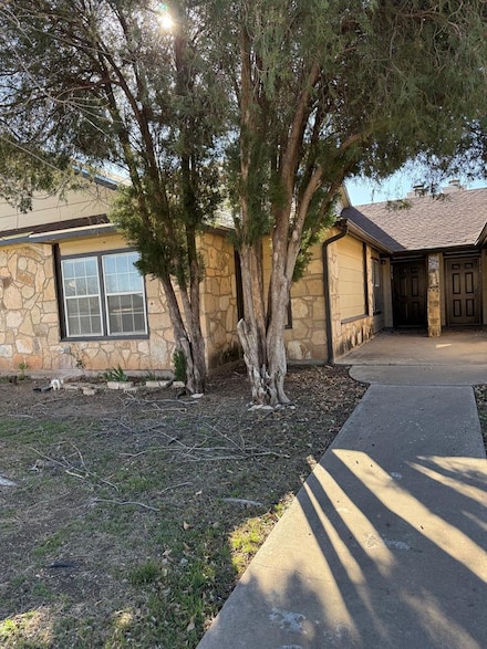 2713 Selman Dr, San Angelo, TX 76905