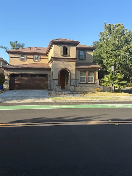 577 Brookhurst Blvd, Lathrop, CA 95330