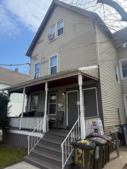 121 Plymouth St, New Haven, CT 06519