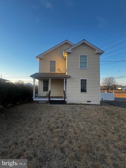 8461 Holman Ave, Pennsauken, NJ 08110