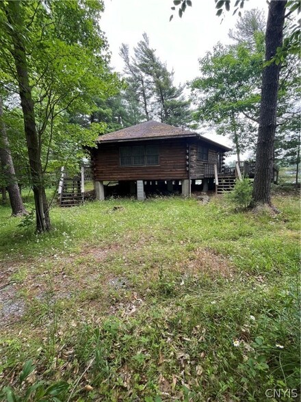 42311 Brannaugh Rd, Redwood, NY 13679