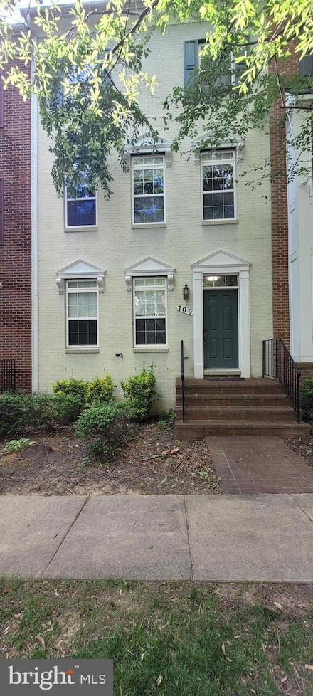 709 Ridgemont Ave, Rockville, MD 20850