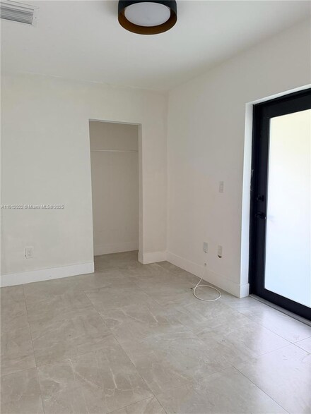 911 79th Terrace Unit B, Miami Beach, FL 33141