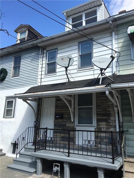 425 Ridge Ave, Allentown, PA 18102