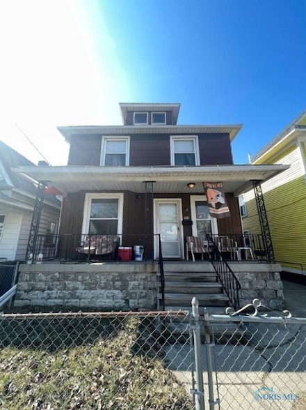 704 Berry St, Toledo, OH 43605