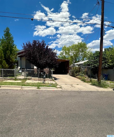 910 W 12th St, Silver City, NM 88061