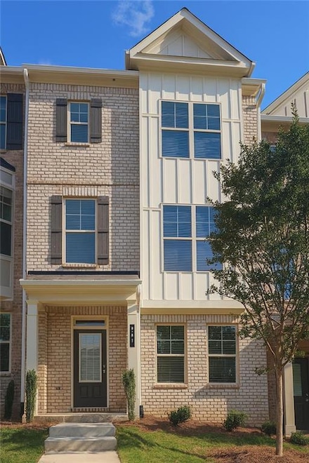 537 Fundao Ln, Lawrenceville, GA 30046