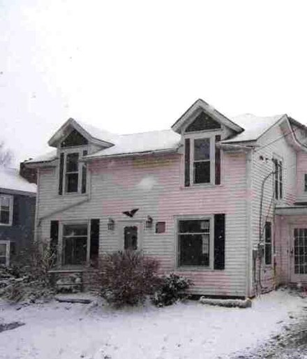 607 Delaware St, Jamestown, PA 16134
