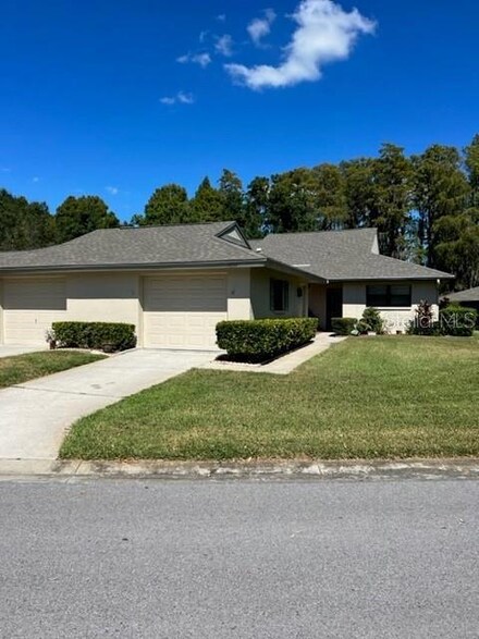 3261 Lori Ln, New Port Richey, FL 34655