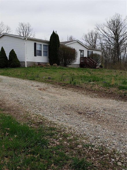 1432 Parkway Dr, Bismarck, MO 63624