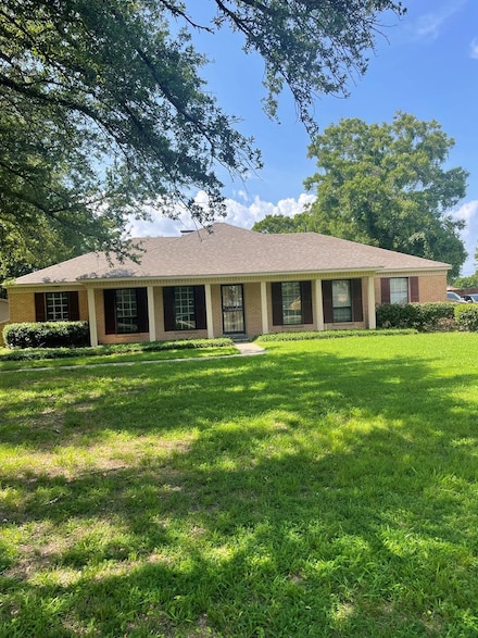 33 Abide Dr, Greenville, MS 38701