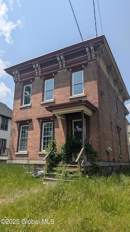 295 N Main St, Gloversville, NY 12078