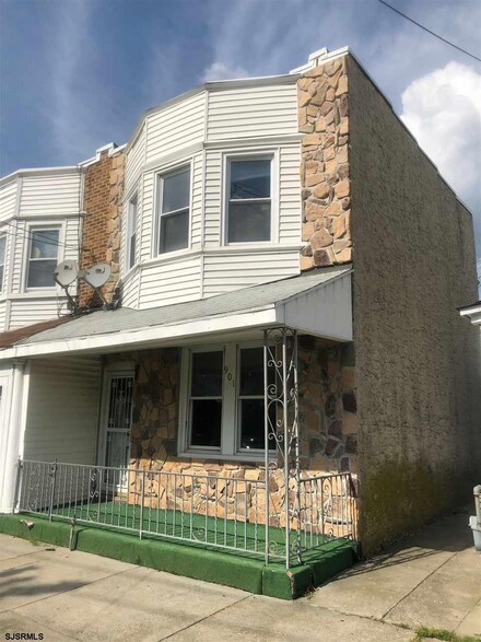 901 Emerson Ave, Atlantic City, NJ 08401