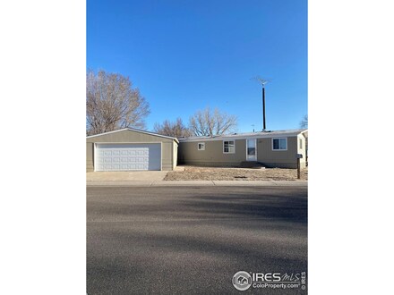 232 Oak St, Log Lane Village, CO 80705