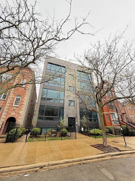 1446 W Cortez St Unit 4E, Chicago, IL 60642