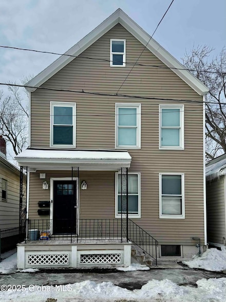 2417 8th Ave, Watervliet, NY 12189