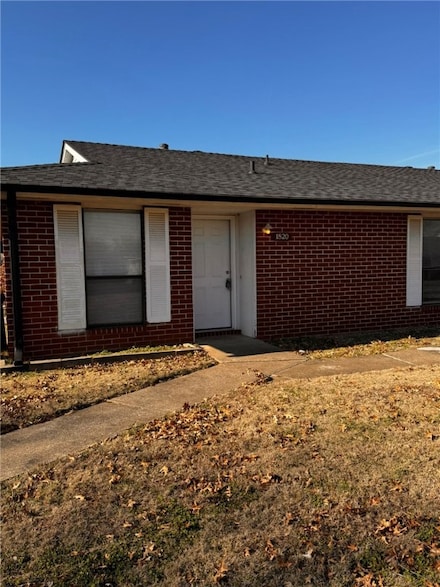 1818 S 13th Place, Rogers, AR 72758