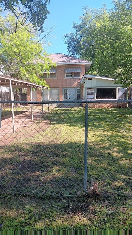 1804 Rose St, Wichita Falls, TX 76301