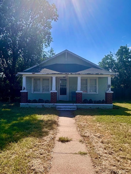 122 S Hazelwood St, Spearman, TX 79081