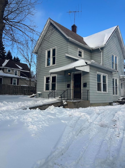 253 S Greenwich St Unit 1, Valparaiso, IN 46383