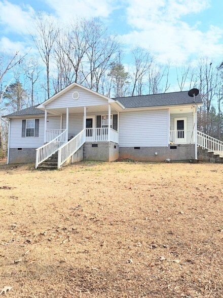 405 Turpin Rd, Inman, SC 29349