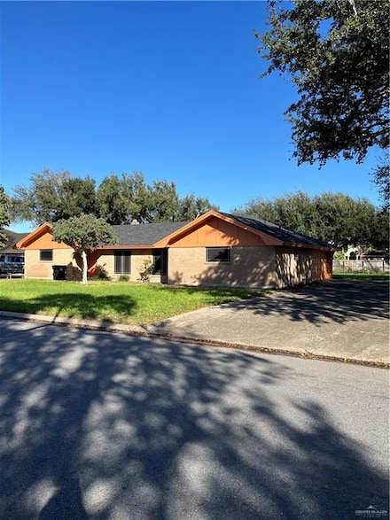 1601 S Oklahoma Ave, Weslaco, TX 78596