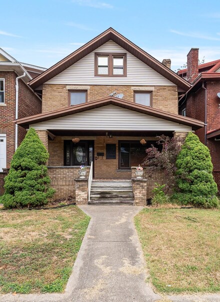 1028 11th Ave, Huntington, WV 25701