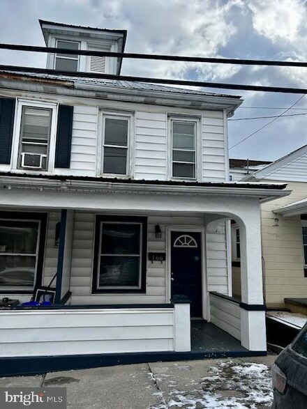 166 Pannebaker Ave, Lewistown, PA 17044